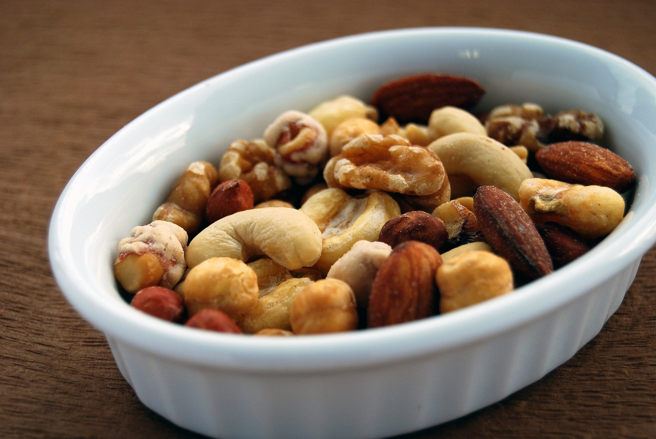 food, nuts, almond, cachew, gourmet, peanuts, bowl, eat, seed, snack, brown eating