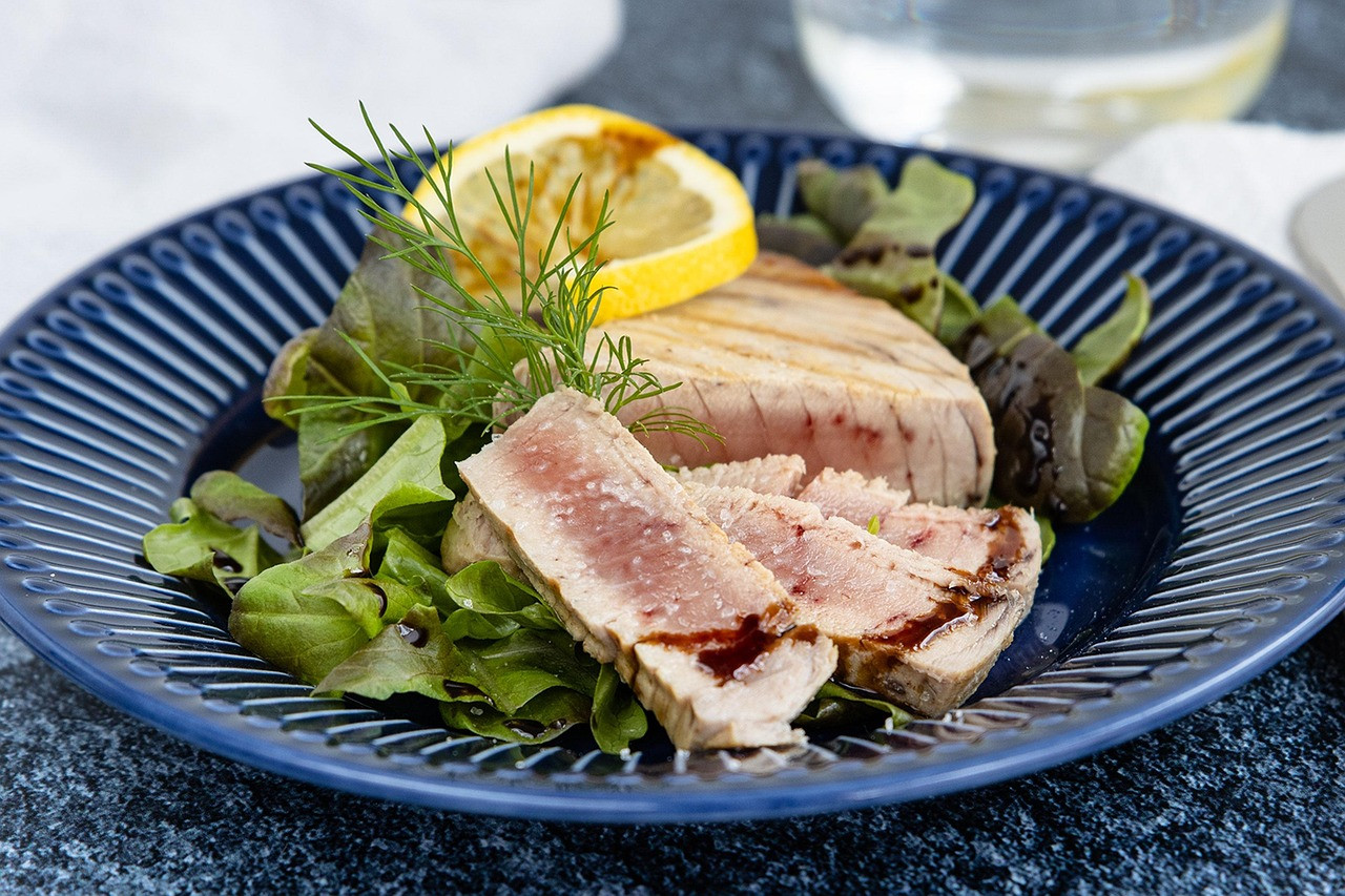 tuna, tuna steak, fishes, fish, fried, food, nature, vegetables, salad
