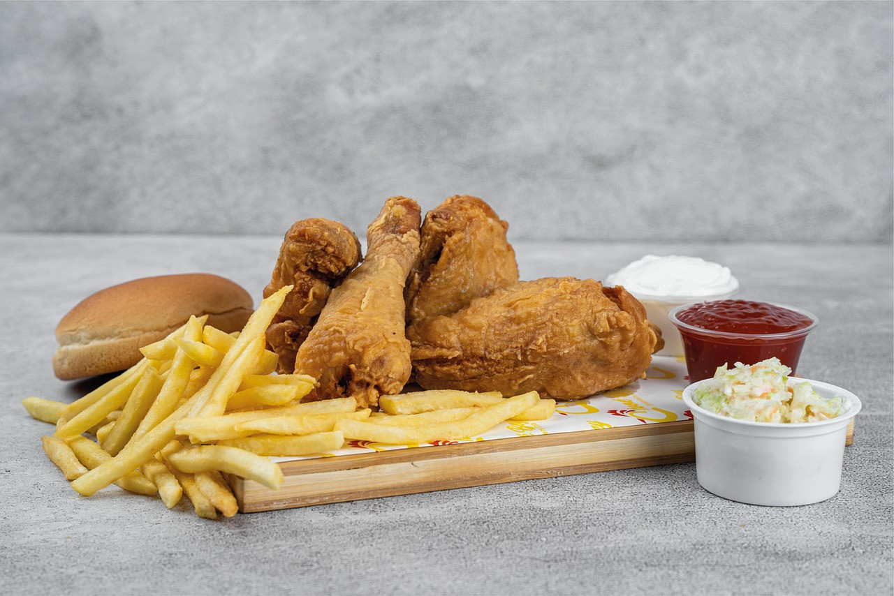 broasted chicken, fries, meal, fried chicken, fast food, broast, chicken, dinner, sauce, salad, fried, broasted chicken, fried chicken, fried chicken, fried chicken, fried chicken, fried chicken, broast