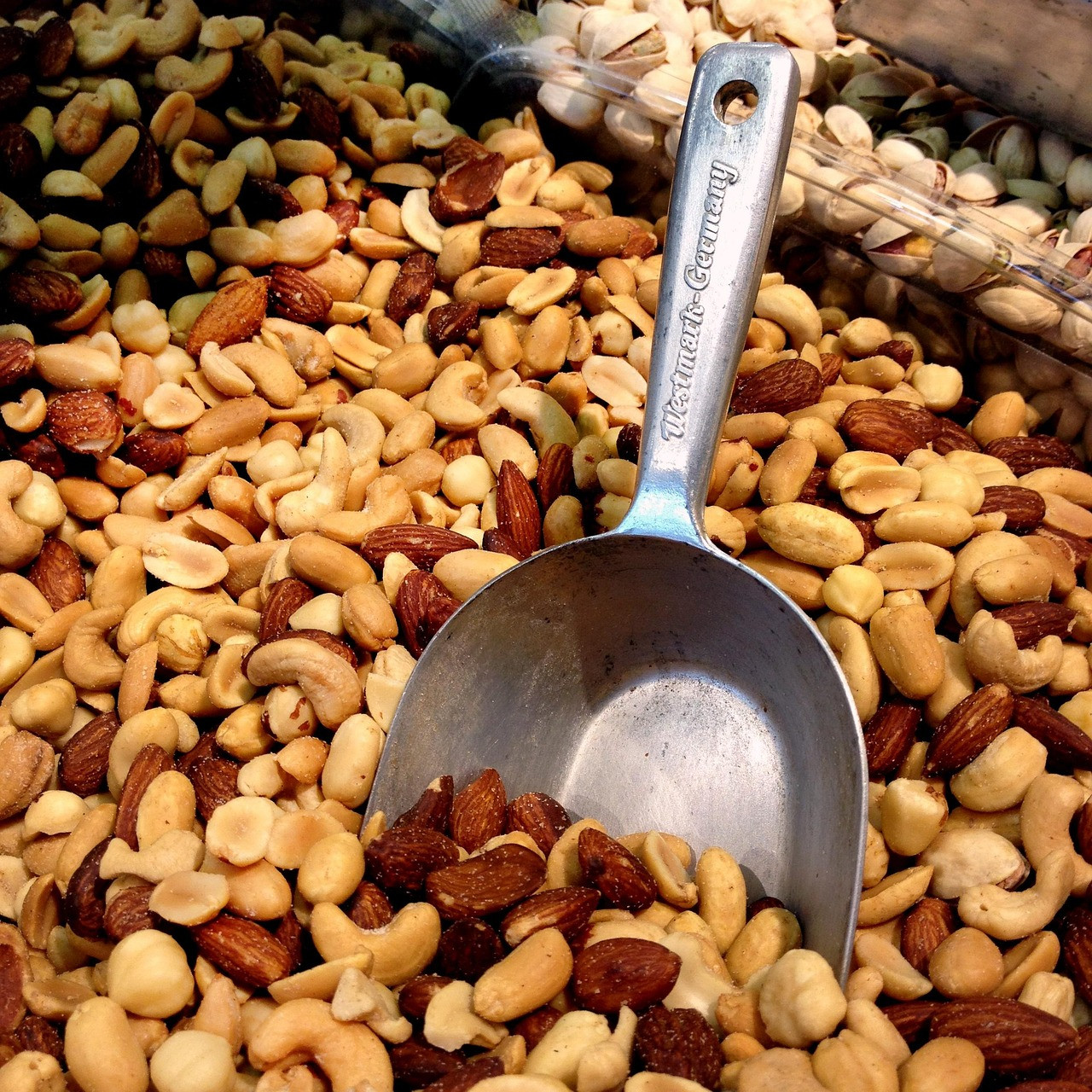 nuts, dried fruits, almonds, cashew nut, hazelnut, peanut, nuts, nuts, nuts, nuts, nuts, dried fruits, dried fruits, peanut, peanut, peanut