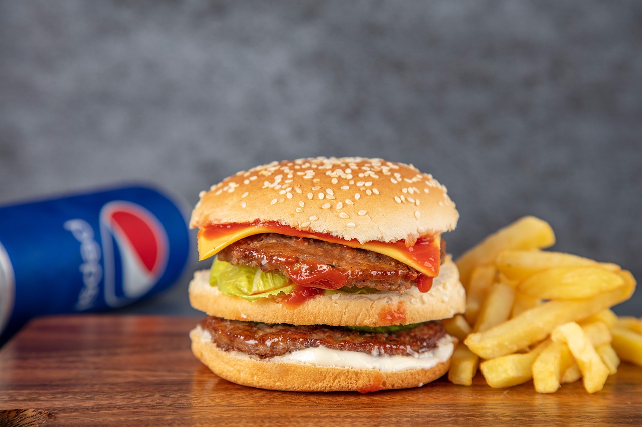 Big Mac ile kalorii? Sprawdzamy kaloryczność i skład słynnego burgera!