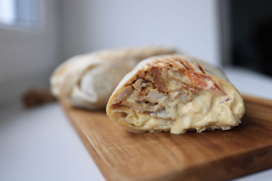 Sprawdź, ile kalorii ma tortilla z kurczakiem - poradnik