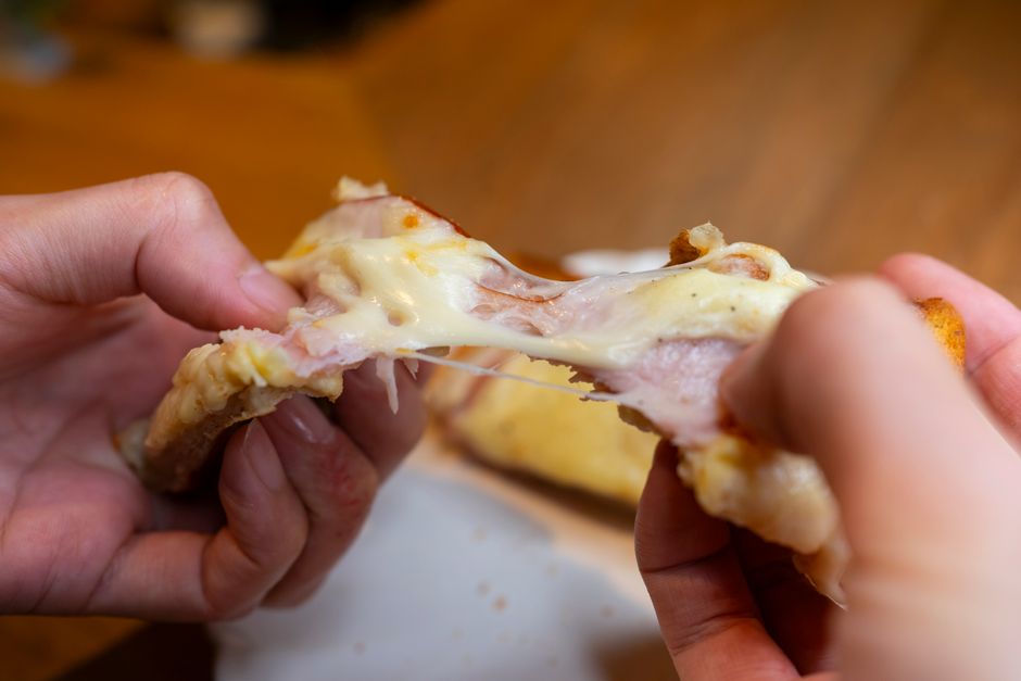 Tost z serem - sekret idealnego roztopienia i wartości