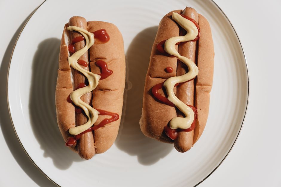 Hot dog z Żabki - faktyczna kaloryczność dużej porcji