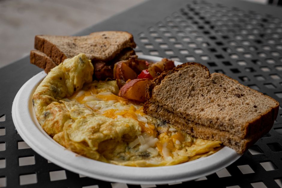 Omlet z 2 jaj - kalorie i praktyczne wskazówki