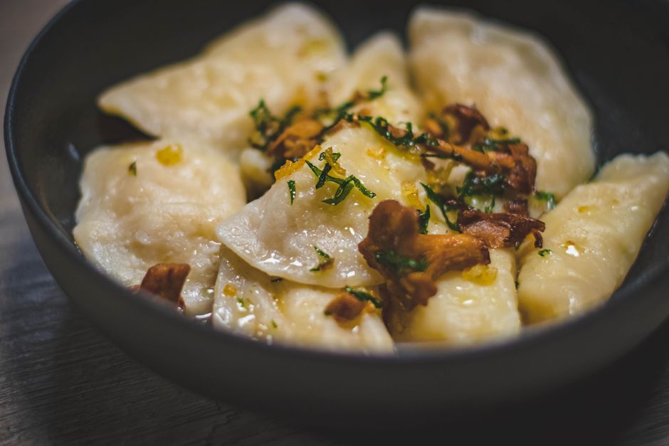 Co zjeść w Krakowie? Krakowskie dania i lokale, które je podają (ceny z menu)