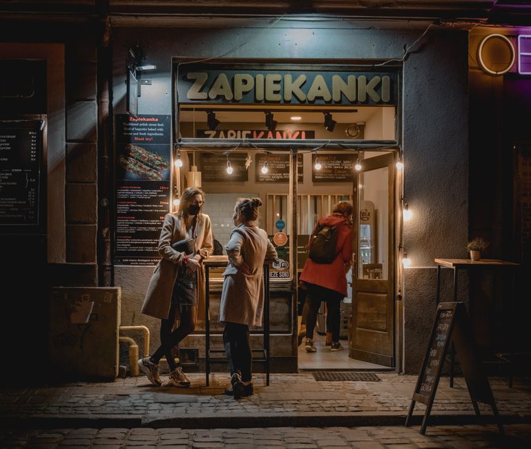 Co zjeść w Szczecinie? Pasztecik szczeciński i inne lokalne smaki