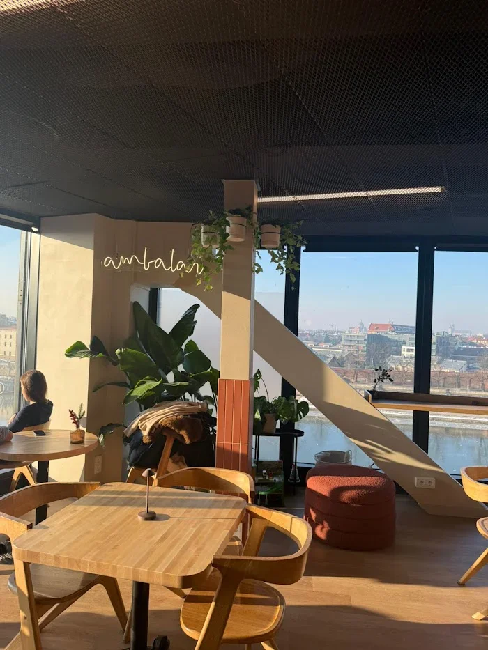 Ambalaż - kawiarnia z widokiem - Restauracja Kraków