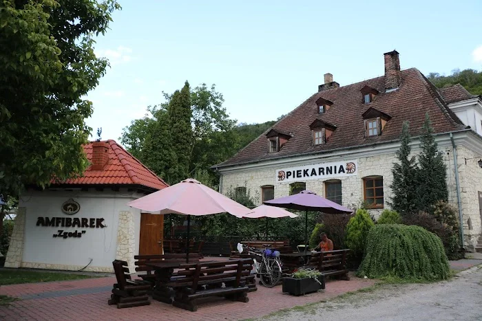 Amfibarek - Restauracja Kazimierz Dolny