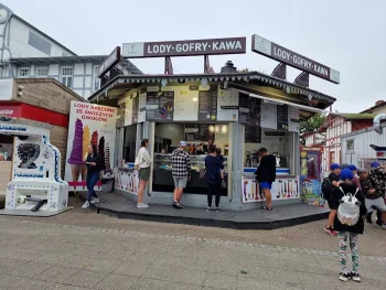 Bacio lody gofry kawa - Restauracja Ustka