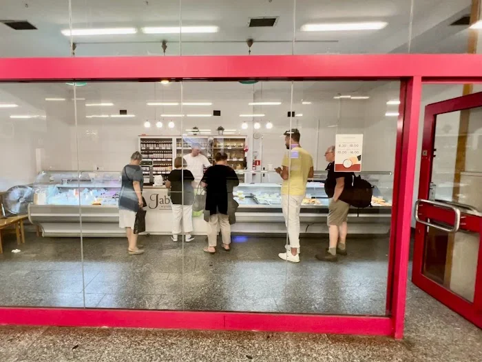 Bar Garmażeryjny na stacji metra Pole Mokotowski - Restauracja Warszawa