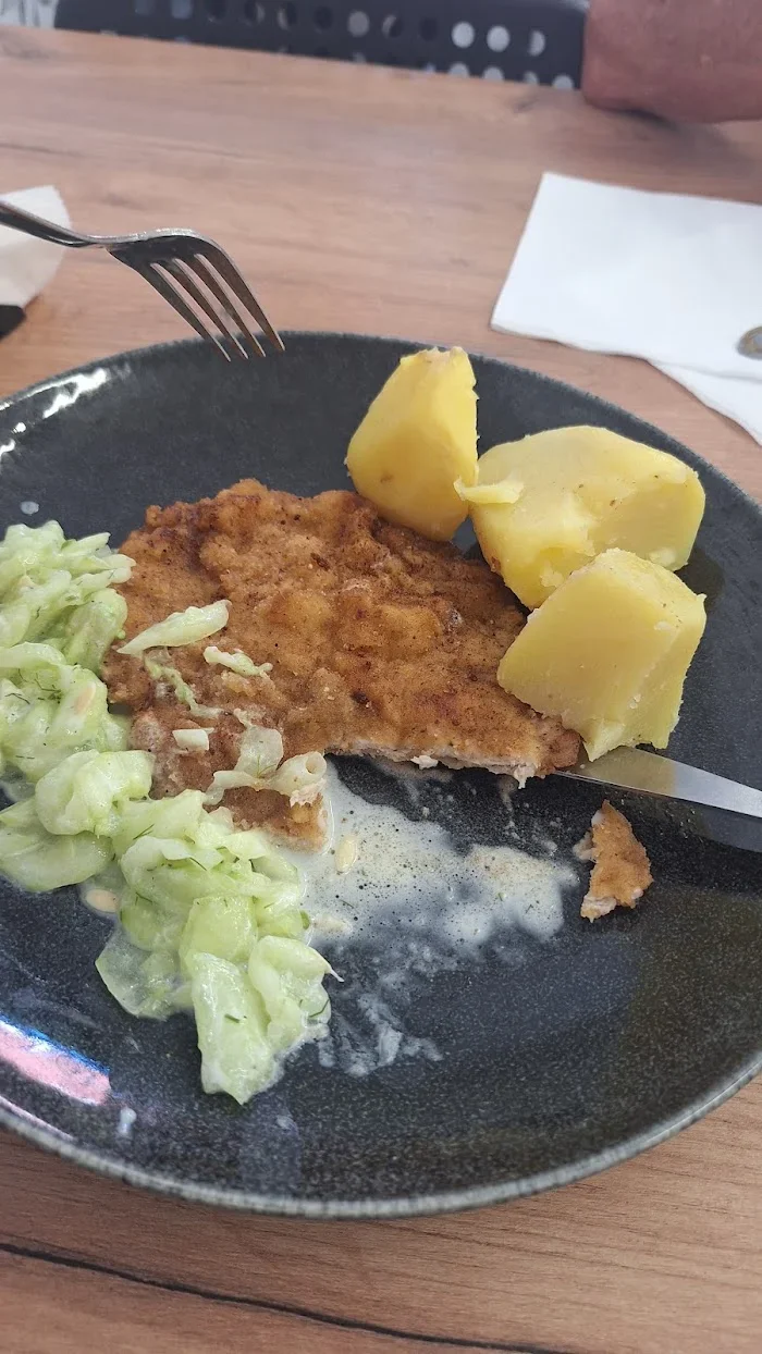 Bar Mleczny Łakomczuszek - Restauracja Wałbrzych