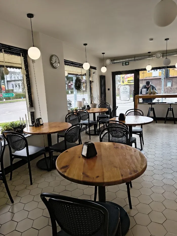 Bar Mleczny - Restauracja Legnica