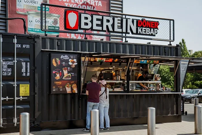 BERLIN DÖNER KEBAP Manhattan Kaufland - Outdoor Food Concept - Restauracja Szczecin