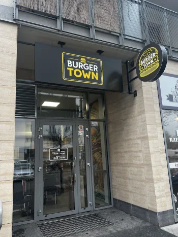 Burger Town 🍔 - Restauracja Warszawa