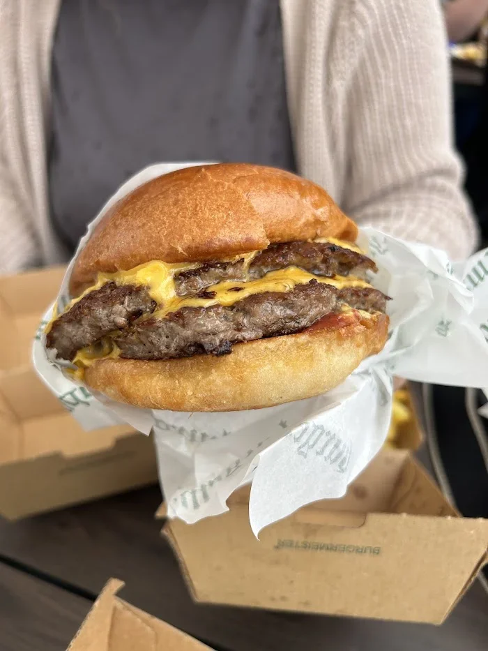 Burgermeister Manufaktura - Restauracja Łódź
