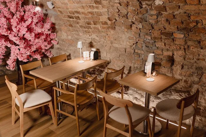 CAFE BAJKA - DESERY LODOWE ŚNIADANIA NALEŚNIKI - Kawiarnia Poznań