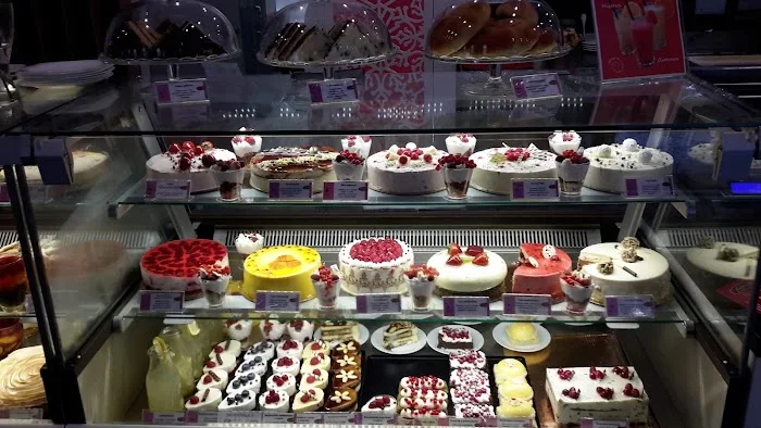 Cafe Góra Lodowa Słupsk - kawiarnia, lodziarnia, cukiernia