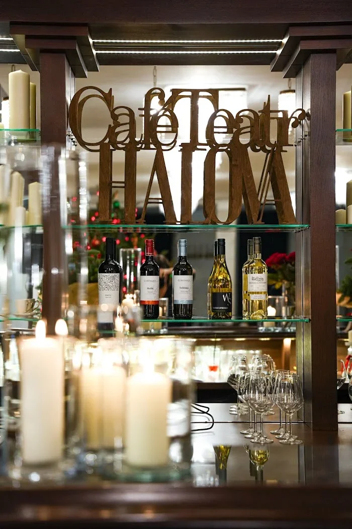 Cafe Teatr Halova - Kawiarnia Radom