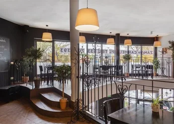 Carmelo Pizzeria Bistro - Restauracja Warszawa