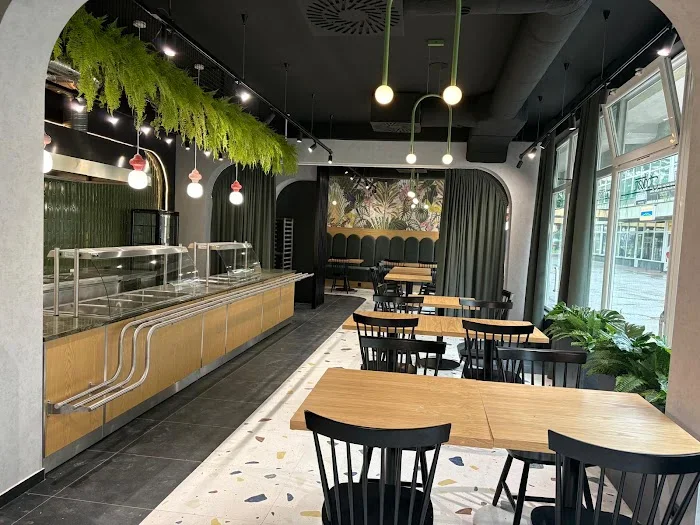 Centralny Bar Mleczny "CBM" Żaczek Społem Kielce - Restauracja