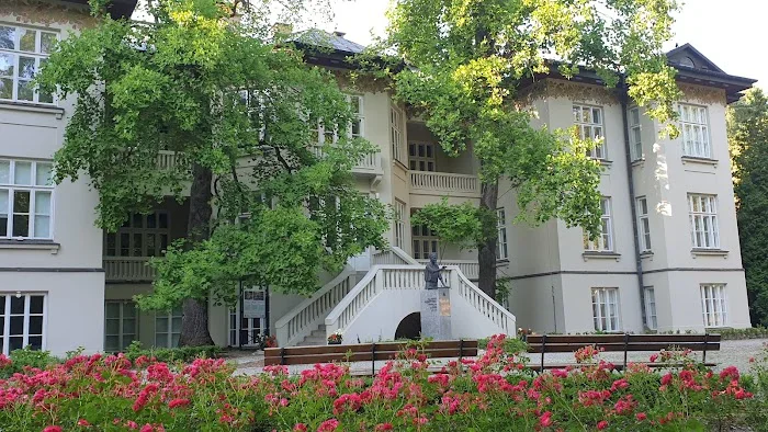 Centrum Konferencyjne Mazowsze i Karczma Staropolska - Restauracja Podkowa Leśna