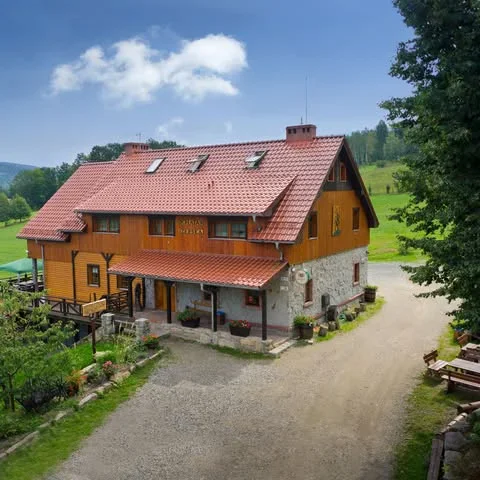 Chata Izerska | Pensjonat i Restauracja | Szklarska Poręba