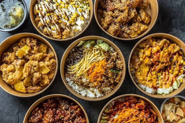 CHOI'S Korean Chicken & Cupbop - Bagatela Area - Restauracja Kraków