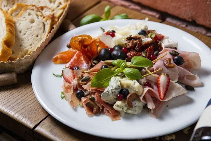 Ciao Napoli ul. Piwna - Restauracja Warszawa