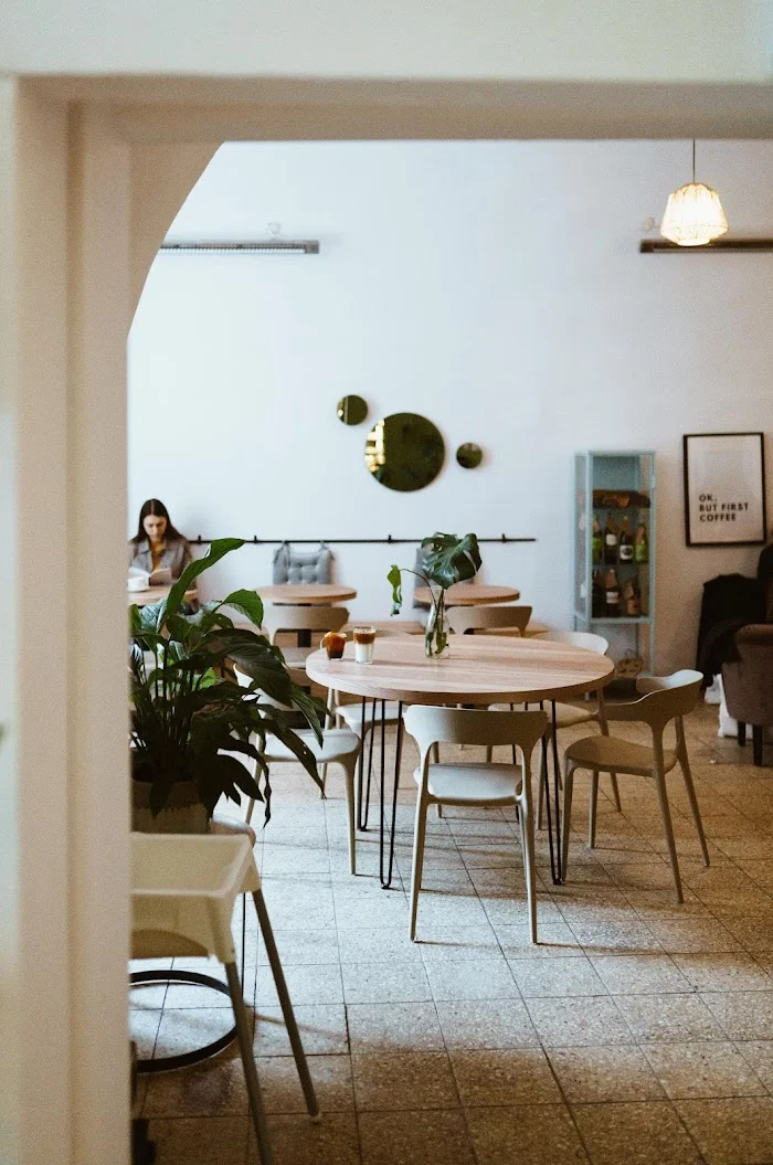 COFFEE GARDEN - Kawiarnia Kraków