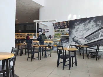 Coffee House & Bistro Lotnisko-Łódź - Restauracja