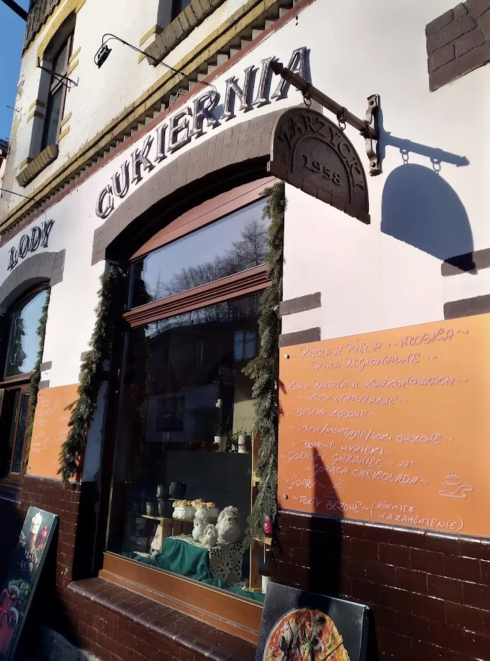 Cukiernia I Pizzeria I Lodziarnia - Restauracja Szklarska Poręba
