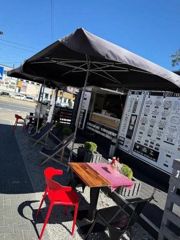 Czarny Byk-Rajskie Burgery - Restauracja Łódź