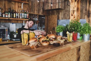 Czary Mary - Restauracja Łeba