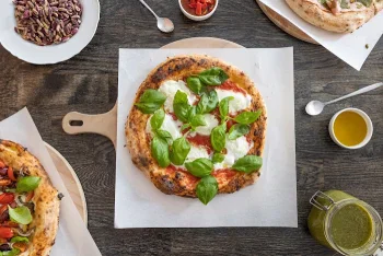 Czerwony Pomidor - Pizza Włoska Toruń - Restauracja