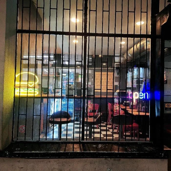Dobra Buła | Warszawa Targówek - Burgery - Restauracja