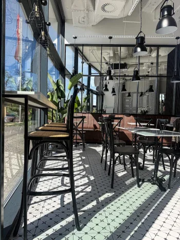 Dobrze Tu - Śniadania i Lunch Wrocław - Restauracja