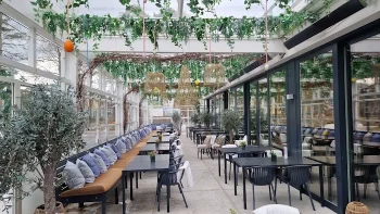 DUNE Brasserie & Bar