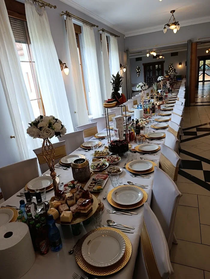 Dwór Biesiadny Konin - Restauracja