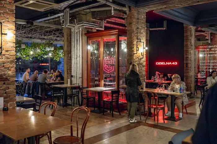 Dzielna 43 - Restauracja Łódź
