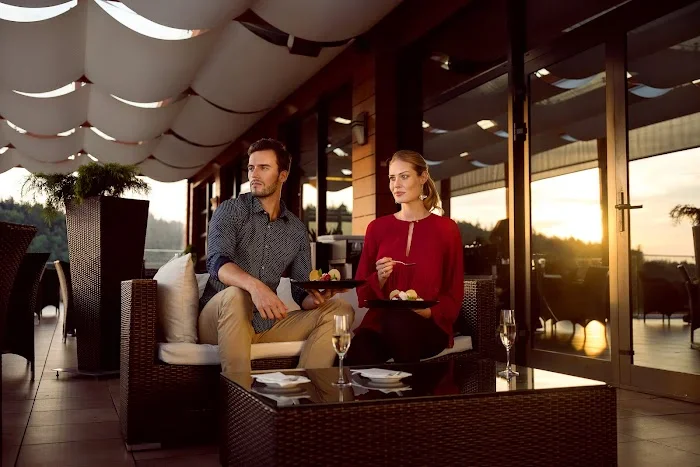 Essence Restaurant - Hotel Odyssey - Restauracja Kielce