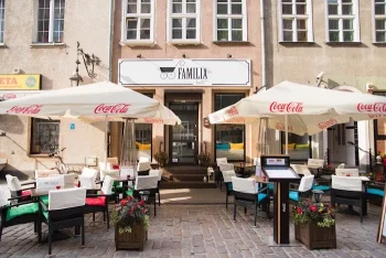 Familia Bistro