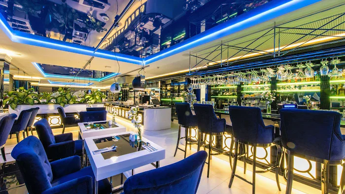 First Floor - Restauracja Warszawa