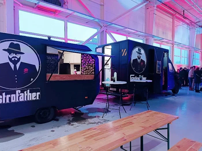 Food Truck do wynajęcia, eventy, obsługa imprez firmowych, catering - Restauracja Łódź