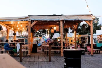 FoodPort Jastarnia - Strefa Food Truck - Restauracja
