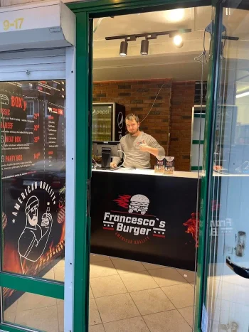 Francescos Burgery Kołobrzeg - Restauracja