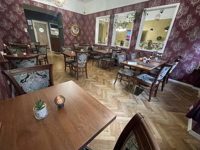 Haldi - Rakowicka 2 - Indian Restaurat - Restauracja Kraków
