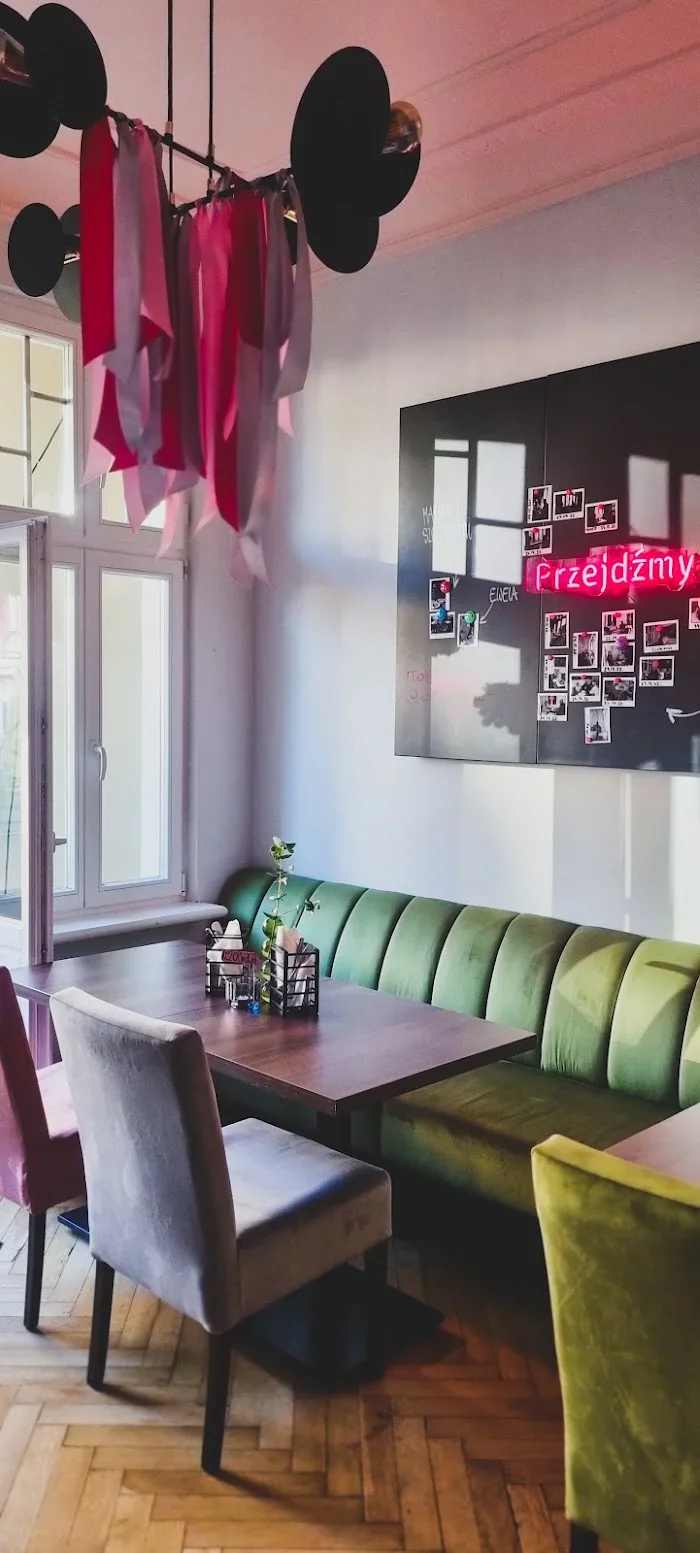 Hello food & drinks - Restauracja Poznań