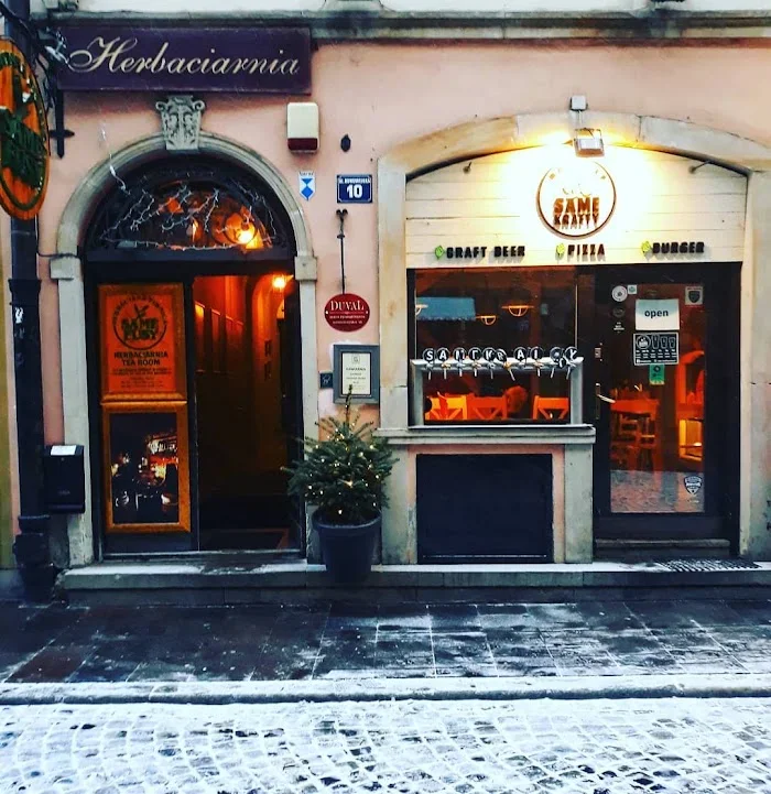 Herbaciarnia Same Fusy - Restauracja Warszawa