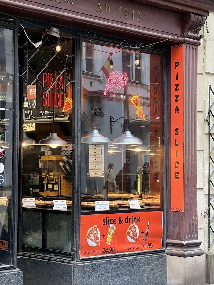 Hot Mamita - pizza by the slice. - Restauracja Kraków